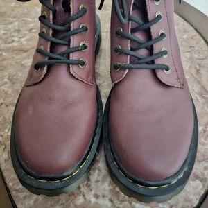 Dr. Martens 1460 Boots in wine. EUC